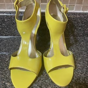 Nine West Patient Leather Mustard Sandals